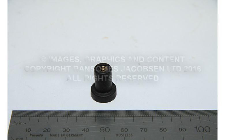 00739G1 NUT RUBBER WELL #10
