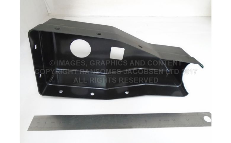 009135780 COVER, TOP STEERING UNIT